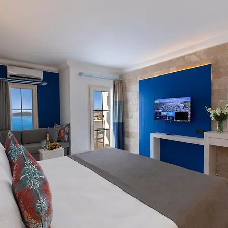By Ihg Hotel 4*