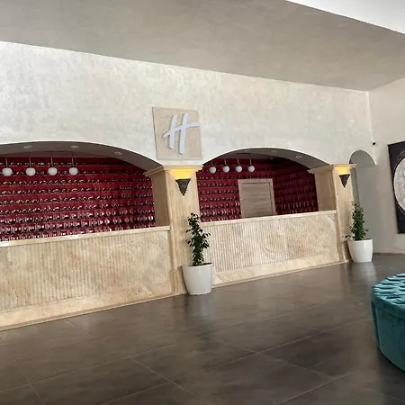 By Ihg מלון בודרום